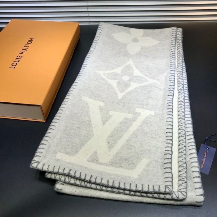 Louis Vuitton Scarf LV00149